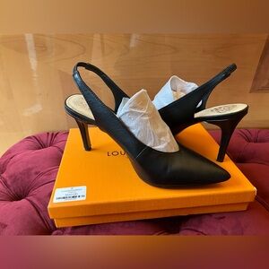 New Vince Camuto Black Slingback Heels